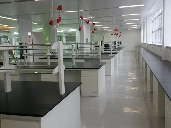 中央實(shí)驗(yàn)臺(tái)